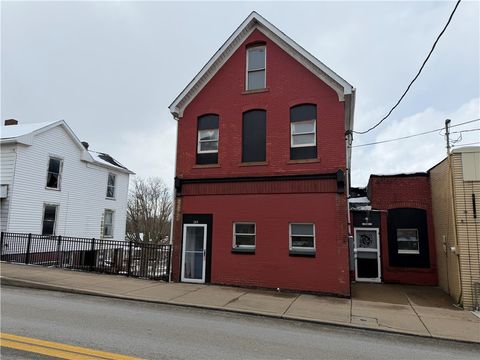Photo of 244-246 Brown St, Everson, PA 15631 (MLS # 1744410)