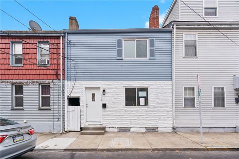 Photo of 114 S 16th St, Pittsburgh, PA 15203 (MLS # 1733245)
