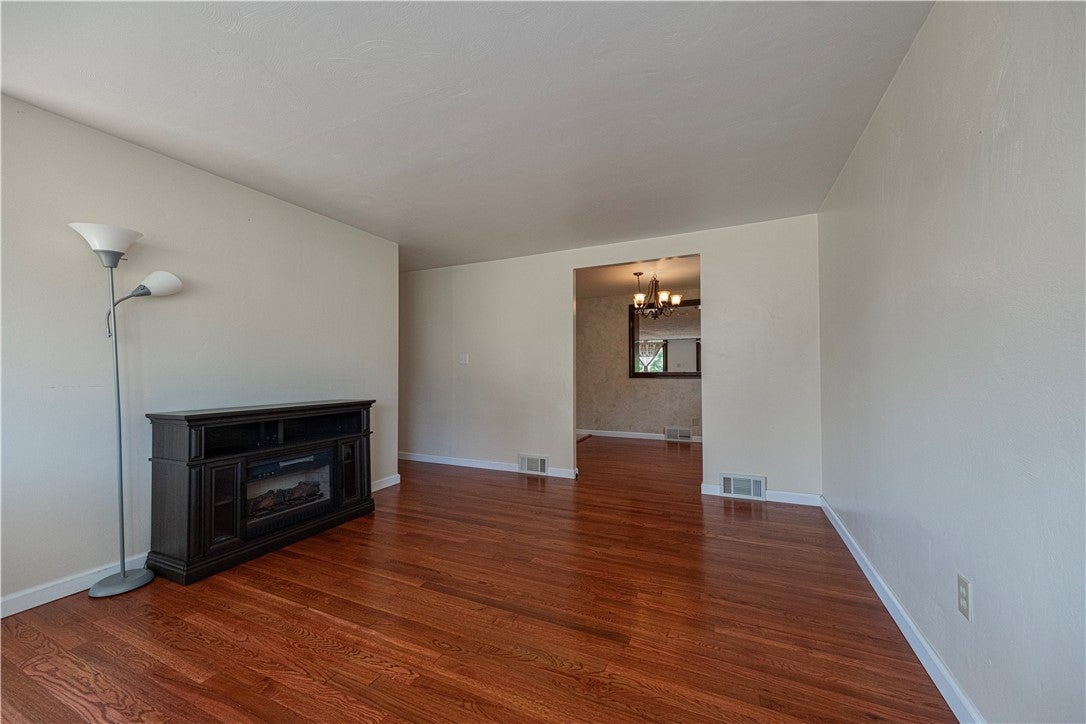 286 SOUTHWARD DRIVE