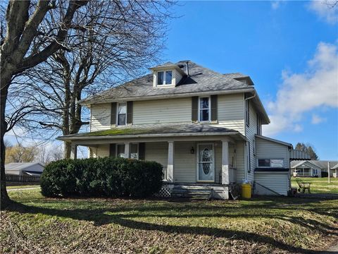Homes For Sale - 121 North Rd Rd<br/> Franklin, PA 16001