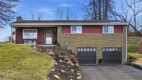 Photo of 1550 Missouri Ave, Bridgeville, PA 15017 (MLS # 1741578)
