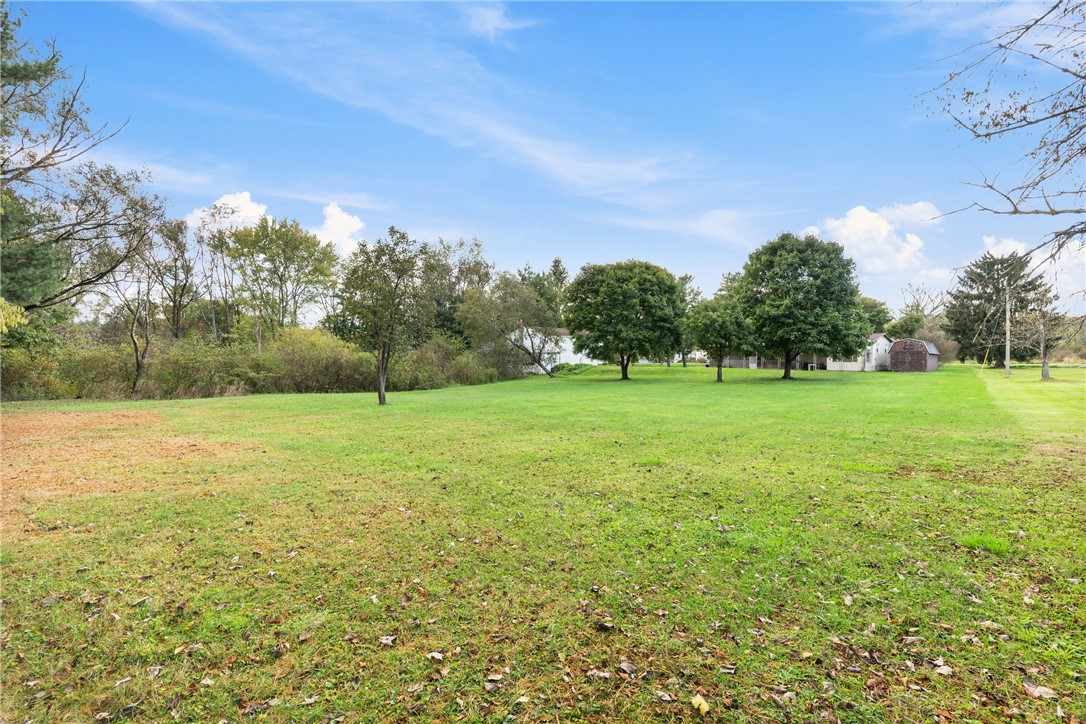 E Lackawannock Twp, Pennsylvania 16137, United States, ,Residential,Active,112887