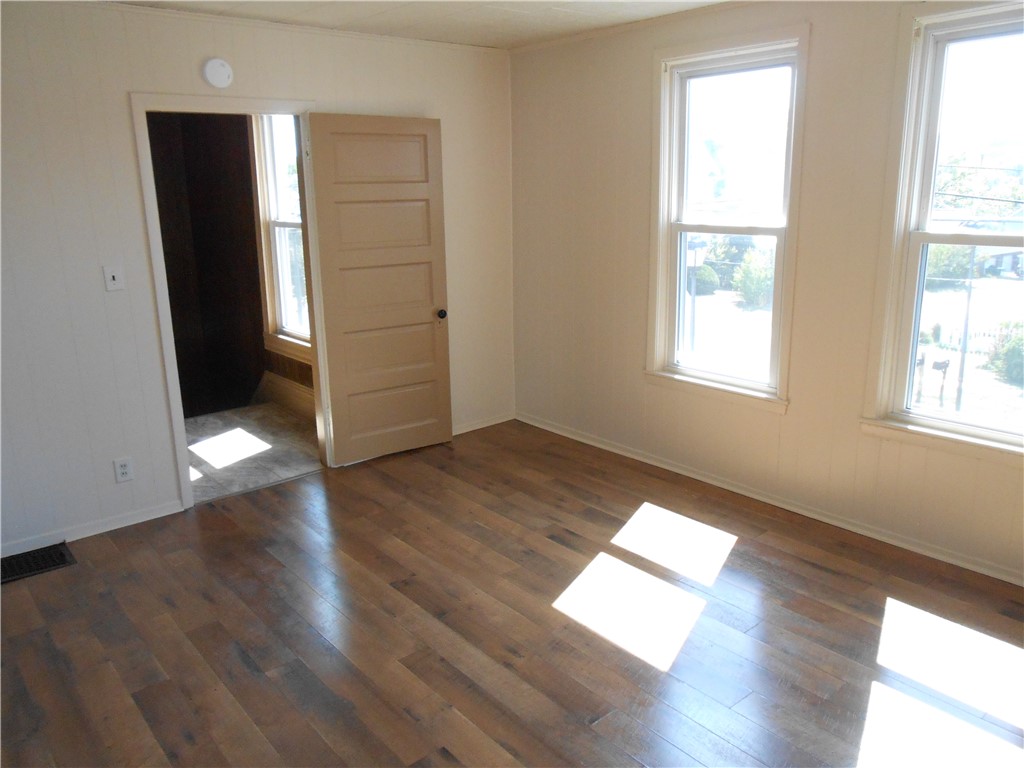 Perryopolis, Pennsylvania 15473, United States, 3 Bedrooms Bedrooms, ,2 BathroomsBathrooms,Residential,Active,212016