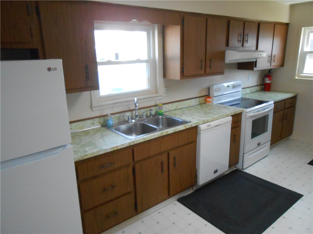 Perryopolis, Pennsylvania 15473, United States, 3 Bedrooms Bedrooms, ,2 BathroomsBathrooms,Residential,Active,212016