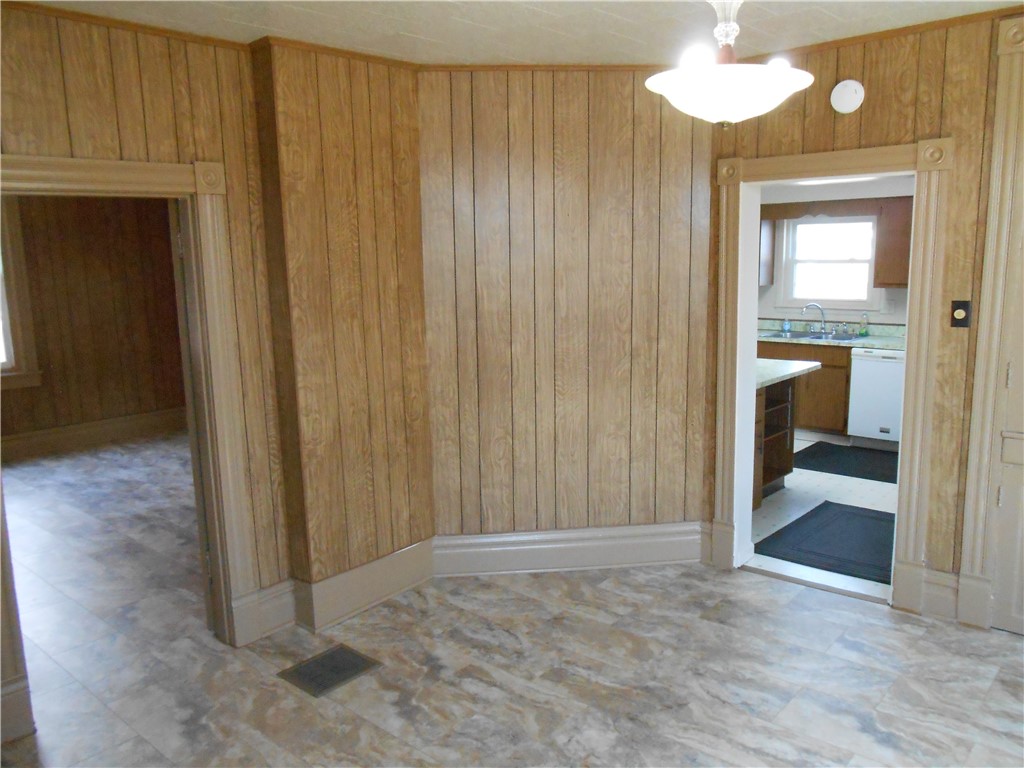 Perryopolis, Pennsylvania 15473, United States, 3 Bedrooms Bedrooms, ,2 BathroomsBathrooms,Residential,Active,212016