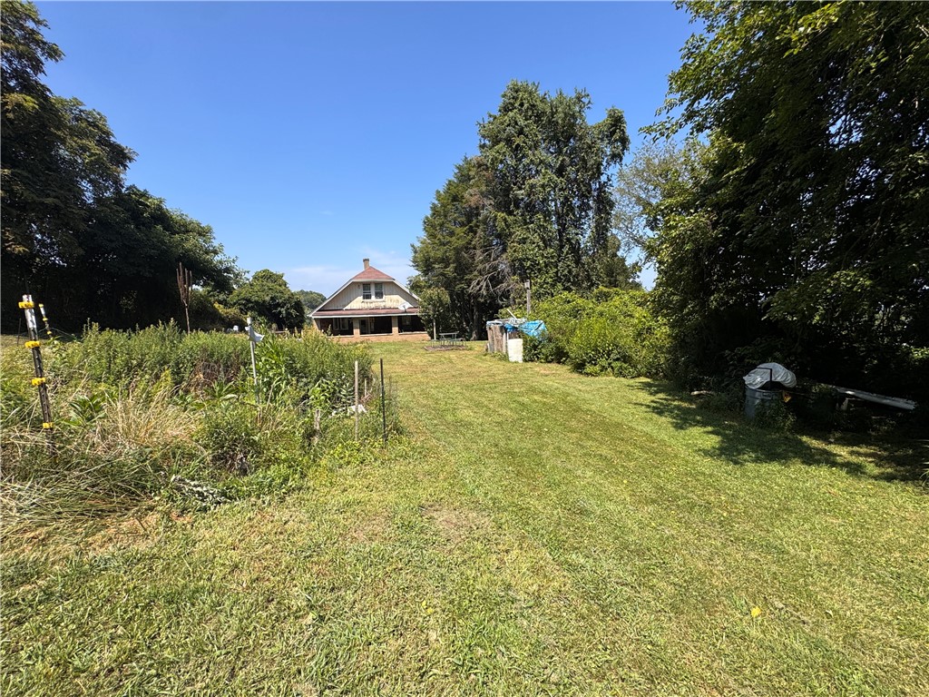 40 Rosewood Dr