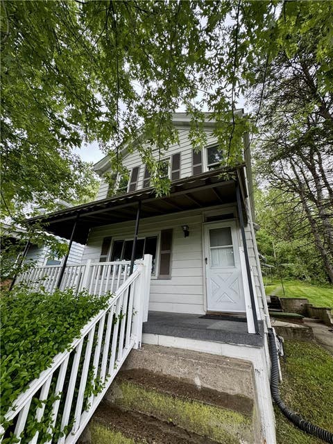 Homes For Sale - 411 5th Ave<br/> Beaver County, Freedom, PA 15042