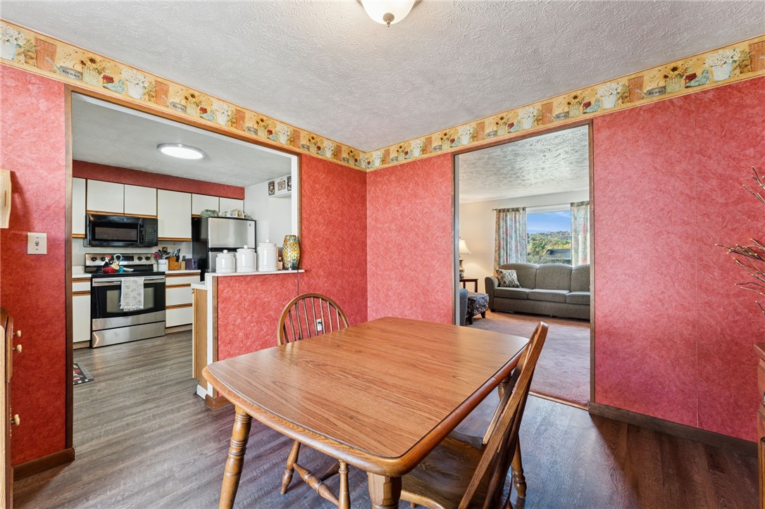 North Strabane, Pennsylvania 15317, United States, 4 Bedrooms Bedrooms, ,3 BathroomsBathrooms,Residential,Active,230802