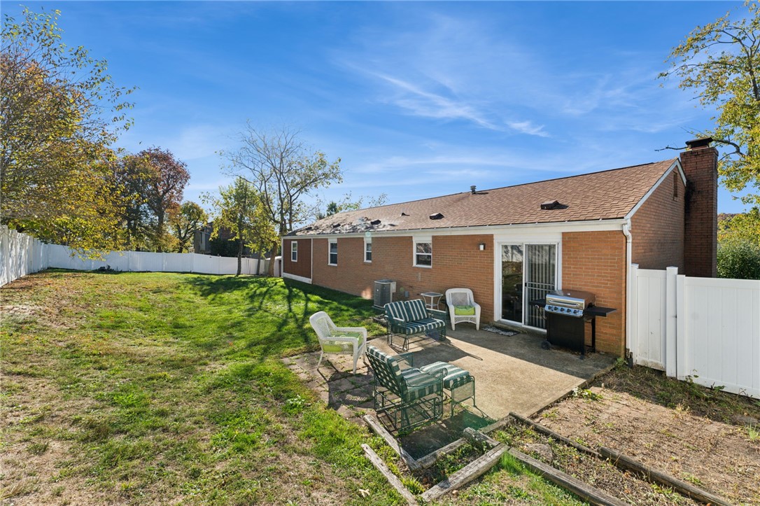 North Strabane, Pennsylvania 15317, United States, 4 Bedrooms Bedrooms, ,3 BathroomsBathrooms,Residential,Active,230802