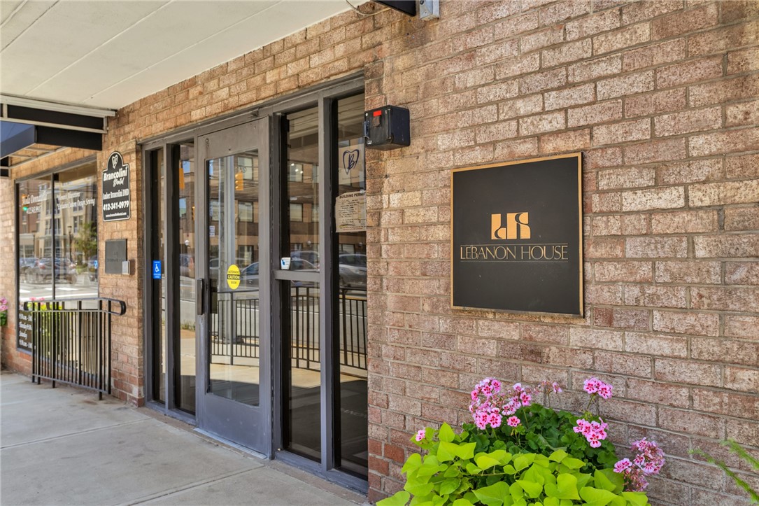 520 Washington Road 301