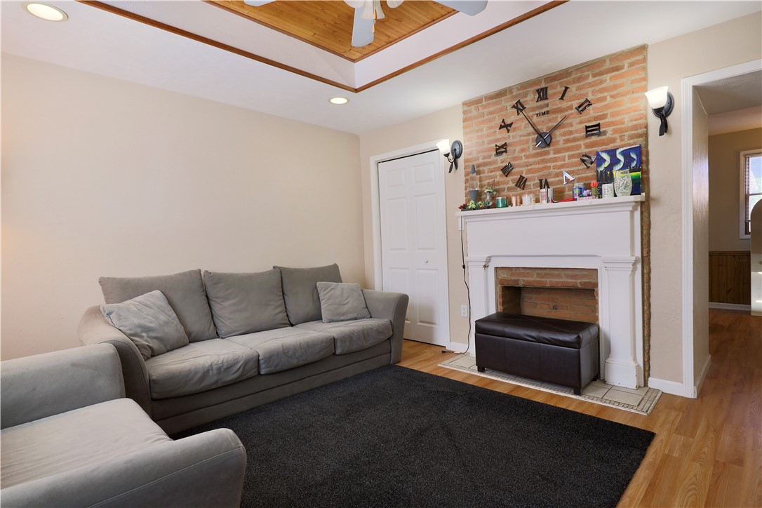 South Side, Pennsylvania 15203, United States, 3 Bedrooms Bedrooms, ,2 BathroomsBathrooms,Residential,Active,118999