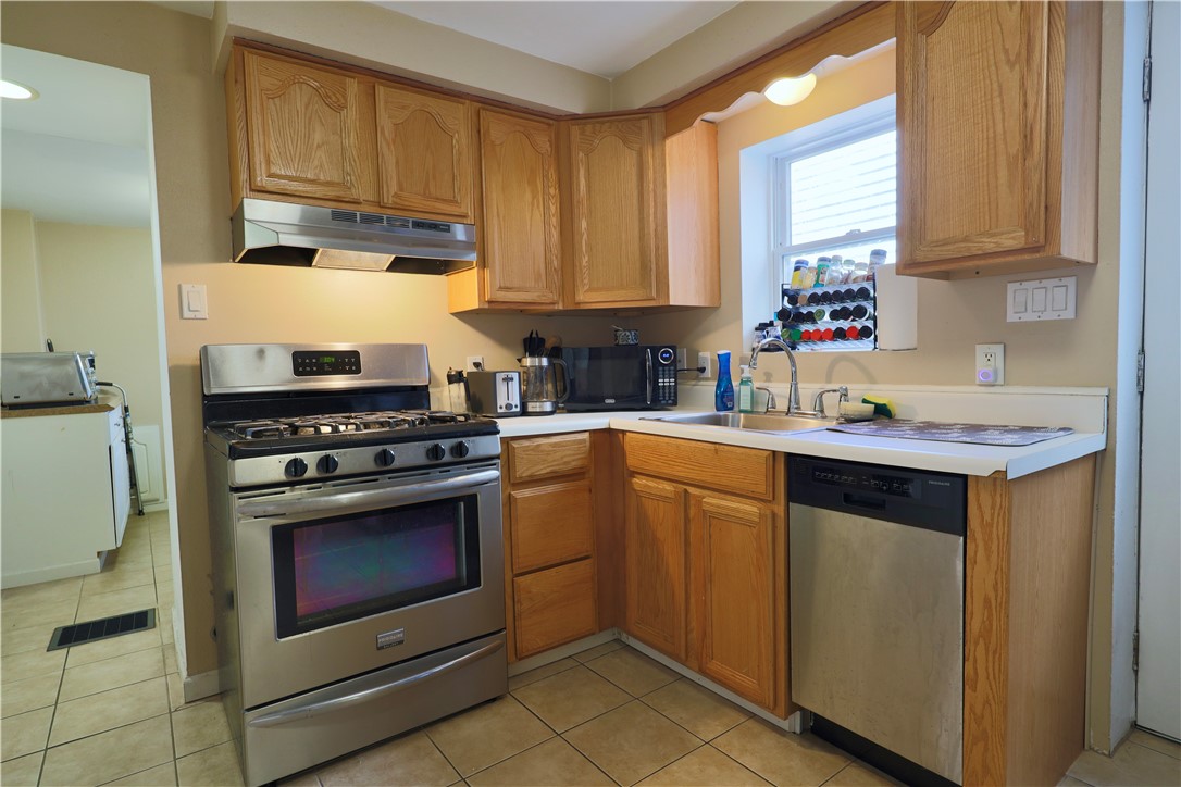 South Side, Pennsylvania 15203, United States, 3 Bedrooms Bedrooms, ,2 BathroomsBathrooms,Residential,Active,118999