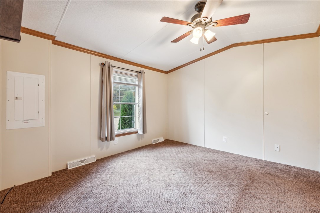 Derry Twp, Pennsylvania 15650, United States, 3 Bedrooms Bedrooms, ,2 BathroomsBathrooms,Residential,Pending,38133