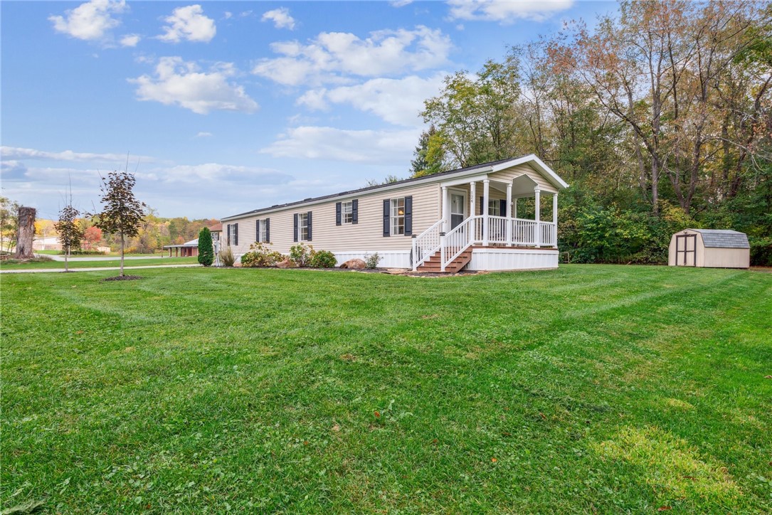 Derry Twp, Pennsylvania 15650, United States, 3 Bedrooms Bedrooms, ,2 BathroomsBathrooms,Residential,Pending,38133