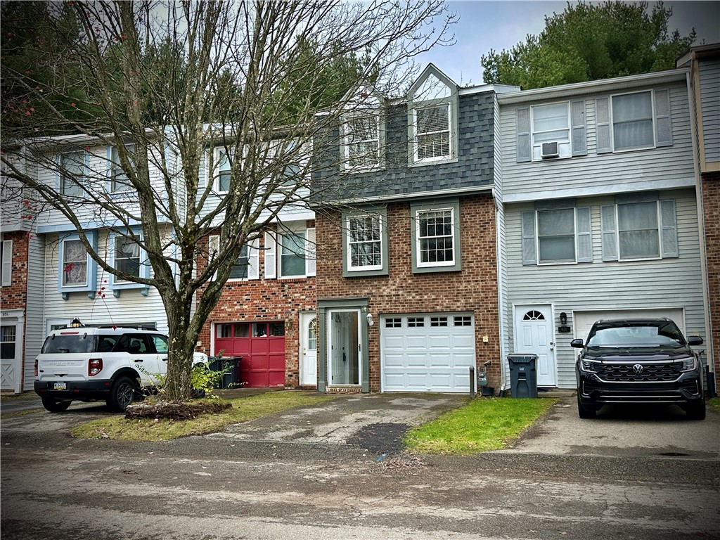 Cranberry Twp, Pennsylvania 16066, United States, 2 Bedrooms Bedrooms, ,2 BathroomsBathrooms,Residential,Active,31862
