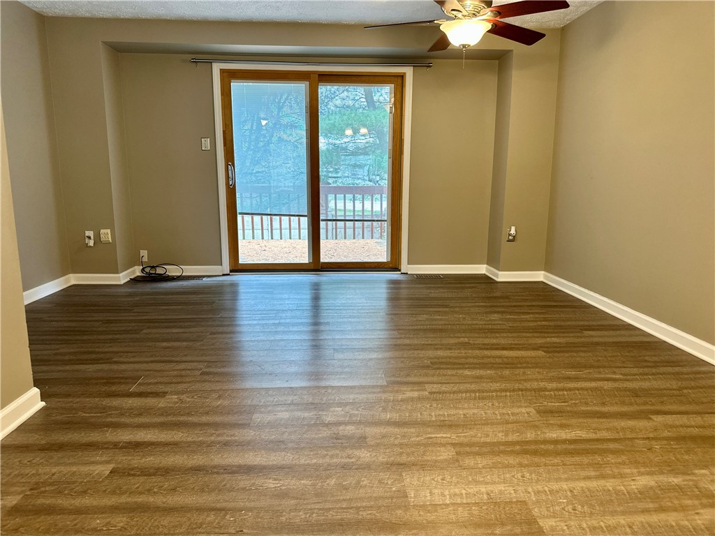 Cranberry Twp, Pennsylvania 16066, United States, 2 Bedrooms Bedrooms, ,2 BathroomsBathrooms,Residential,Active,31862