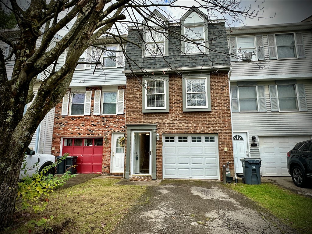 Cranberry Twp, Pennsylvania 16066, United States, 2 Bedrooms Bedrooms, ,2 BathroomsBathrooms,Residential,Active,31862