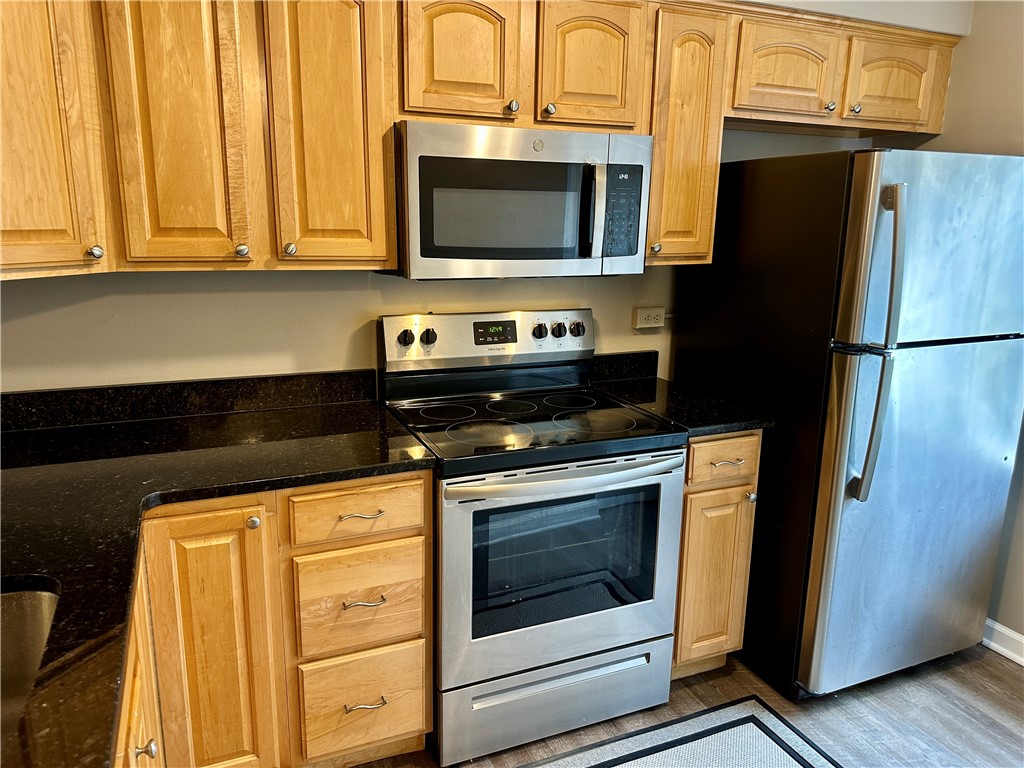 Cranberry Twp, Pennsylvania 16066, United States, 2 Bedrooms Bedrooms, ,2 BathroomsBathrooms,Residential,Active,31862