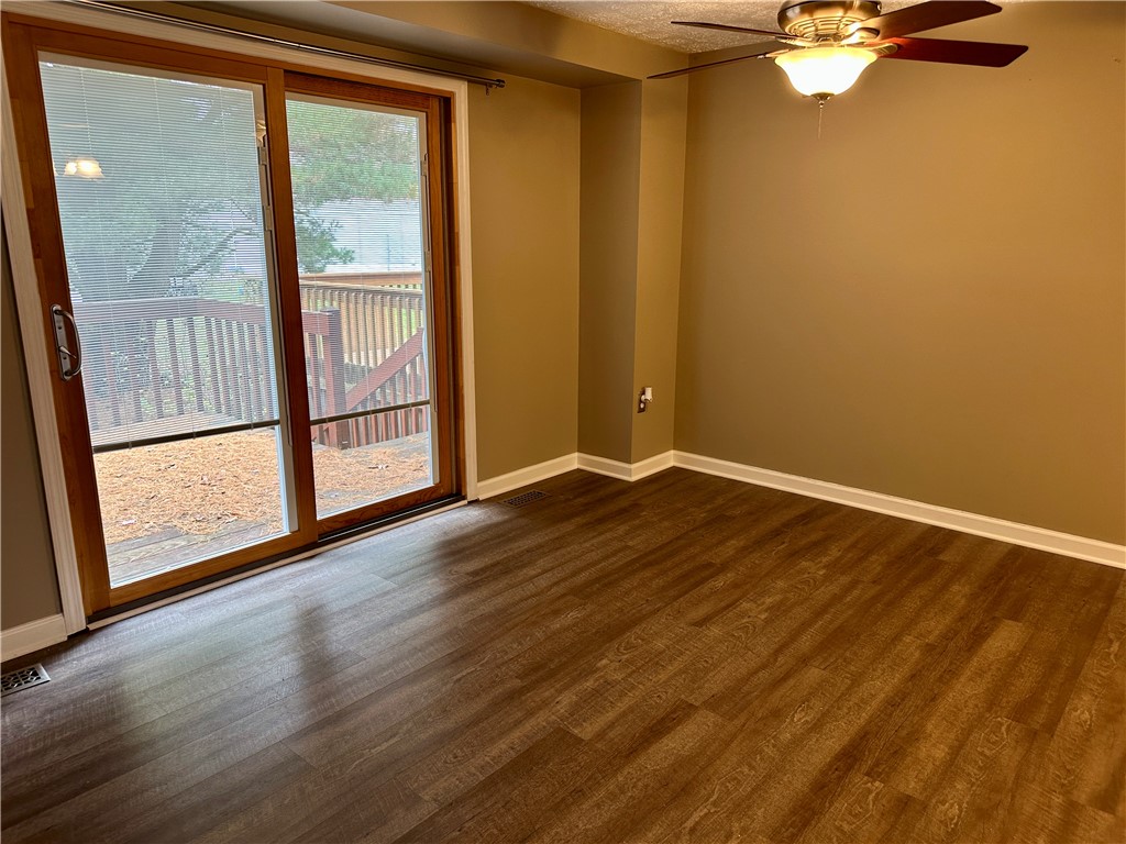 Cranberry Twp, Pennsylvania 16066, United States, 2 Bedrooms Bedrooms, ,2 BathroomsBathrooms,Residential,Active,31862