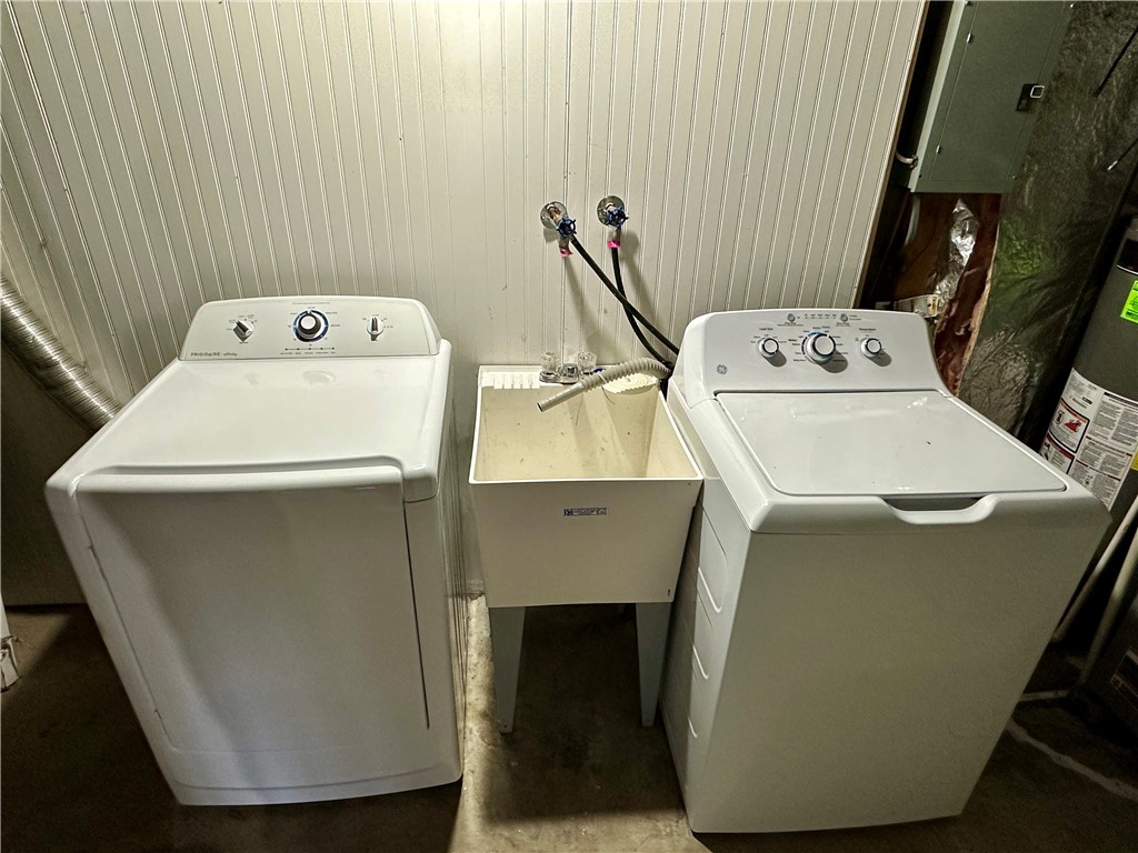 Cranberry Twp, Pennsylvania 16066, United States, 2 Bedrooms Bedrooms, ,2 BathroomsBathrooms,Residential,Active,31862