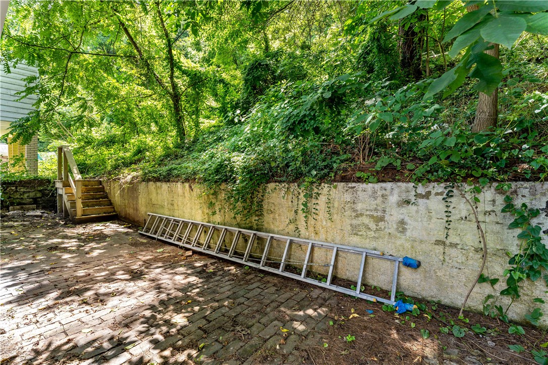 Wilmerding, Pennsylvania 15148, United States, 4 Bedrooms Bedrooms, ,2 BathroomsBathrooms,Residential,Active,168650