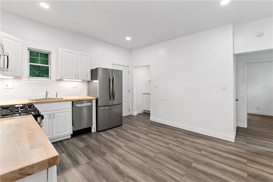 Wilmerding, Pennsylvania 15148, United States, 4 Bedrooms Bedrooms, ,2 BathroomsBathrooms,Residential,Active,168650