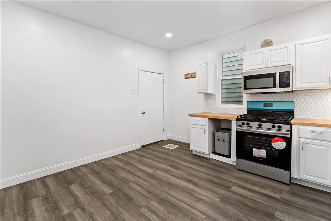 Wilmerding, Pennsylvania 15148, United States, 4 Bedrooms Bedrooms, ,2 BathroomsBathrooms,Residential,Active,168650