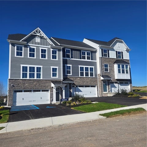 Photo for 1001 Vista Court