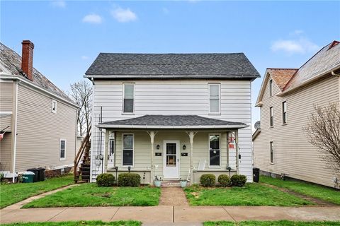 Photo of 110 Wallula Ave, Butler, PA 16001 (MLS # 1744192)