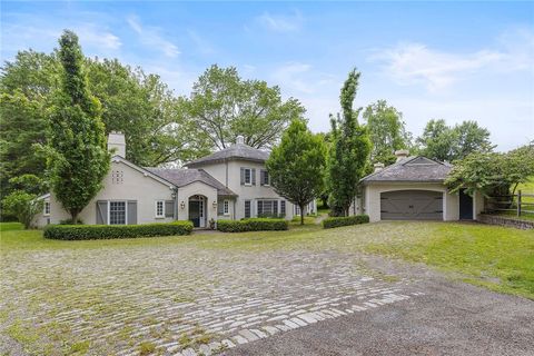 601 Backbone Road Sewickley Heights PA 15143
