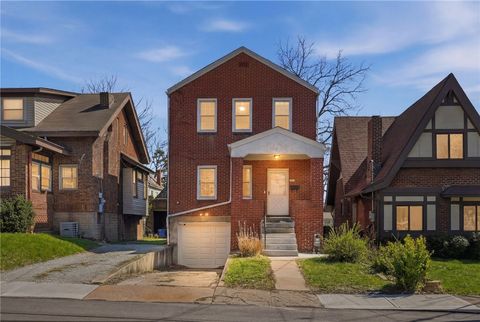 Photo of 2902 Churchview Ave, Brentwood, PA 15227 (MLS # 1746310)