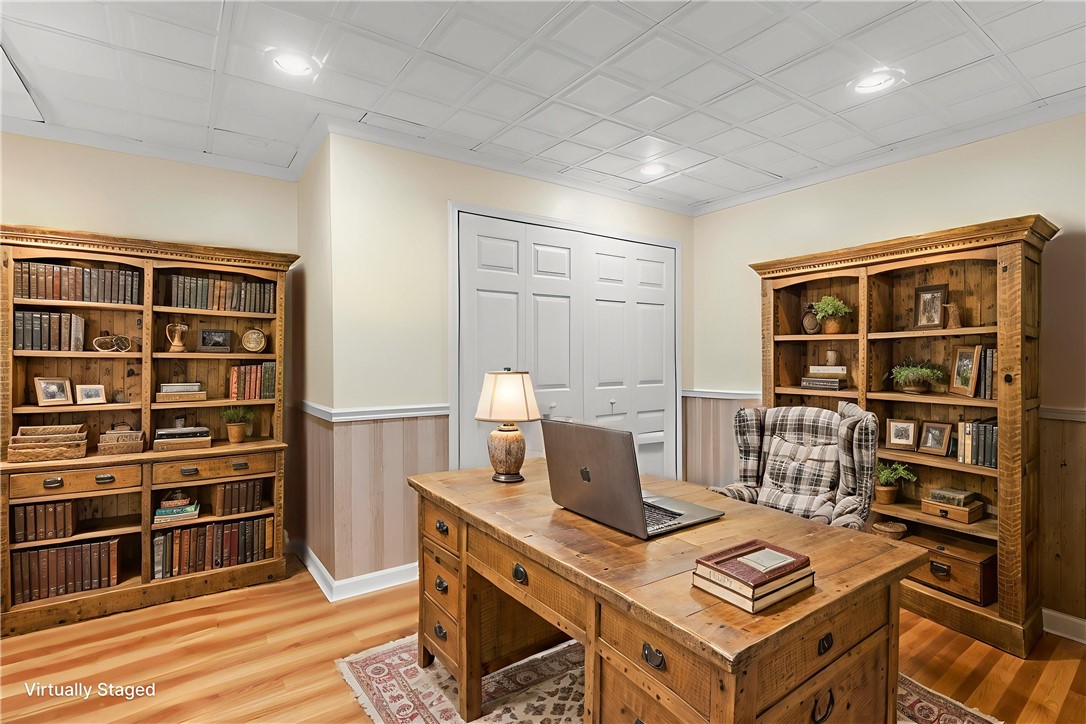 Lancaster Twp, Pennsylvania 16037, United States, 4 Bedrooms Bedrooms, ,4 BathroomsBathrooms,Residential,Active,174842