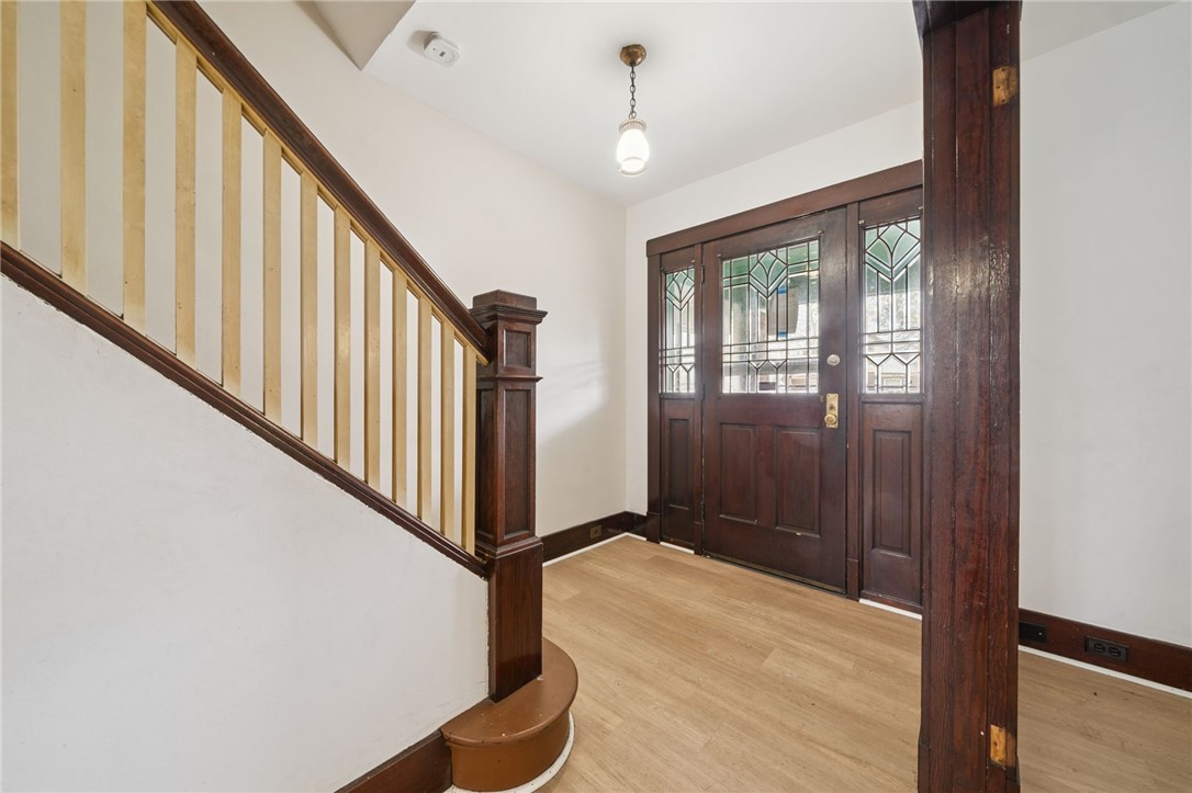 2817 Jenny Lind Street