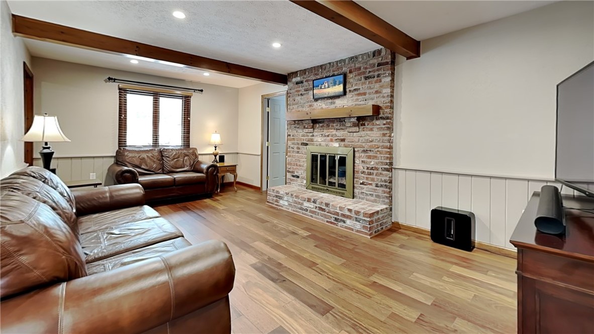 Marshall, Pennsylvania 15090, United States, 4 Bedrooms Bedrooms, ,3 BathroomsBathrooms,Residential,Pending,20357