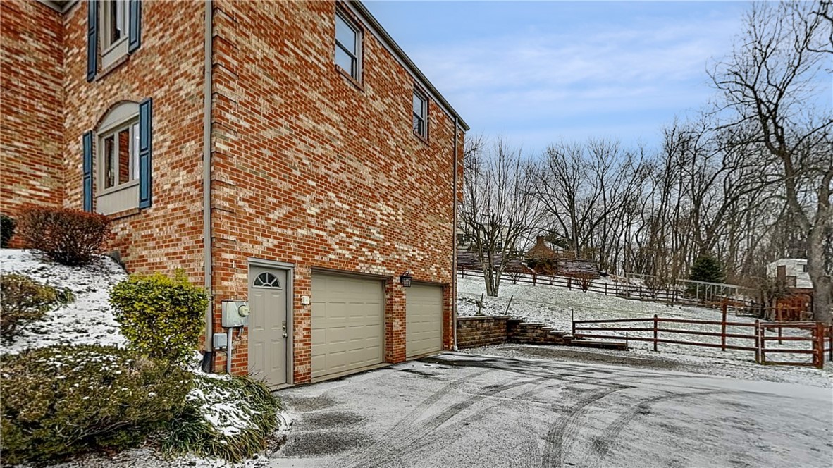 Marshall, Pennsylvania 15090, United States, 4 Bedrooms Bedrooms, ,3 BathroomsBathrooms,Residential,Pending,20357