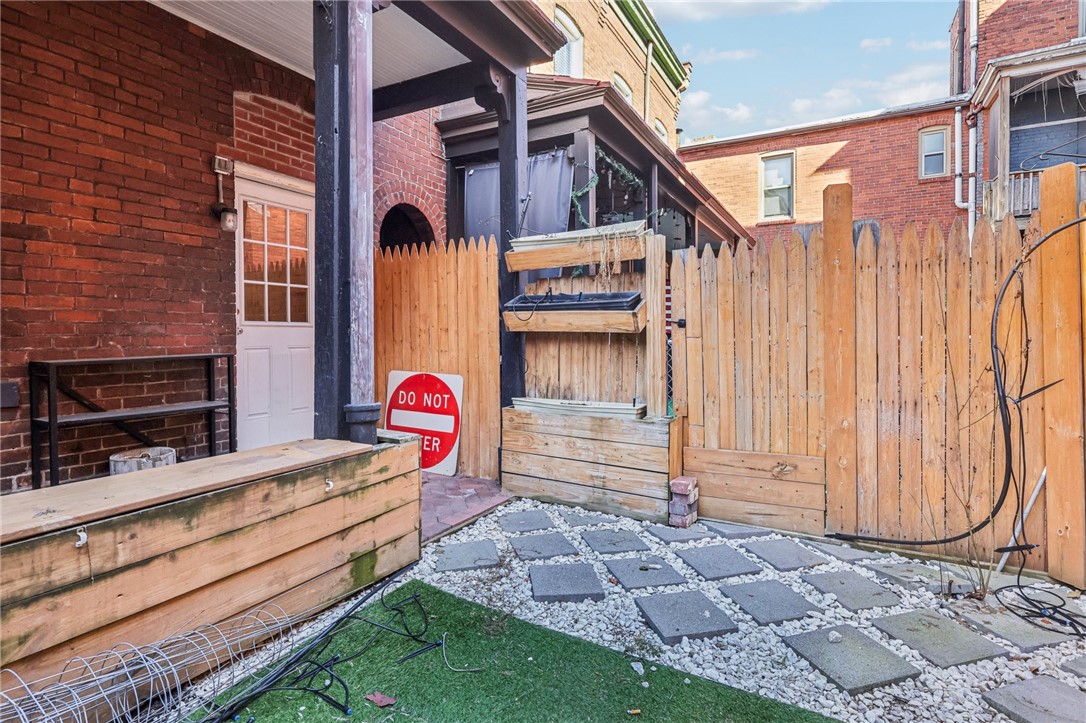 5310 1/2 Natrona Way Way, Lawrenceville, Pennsylvania image 34