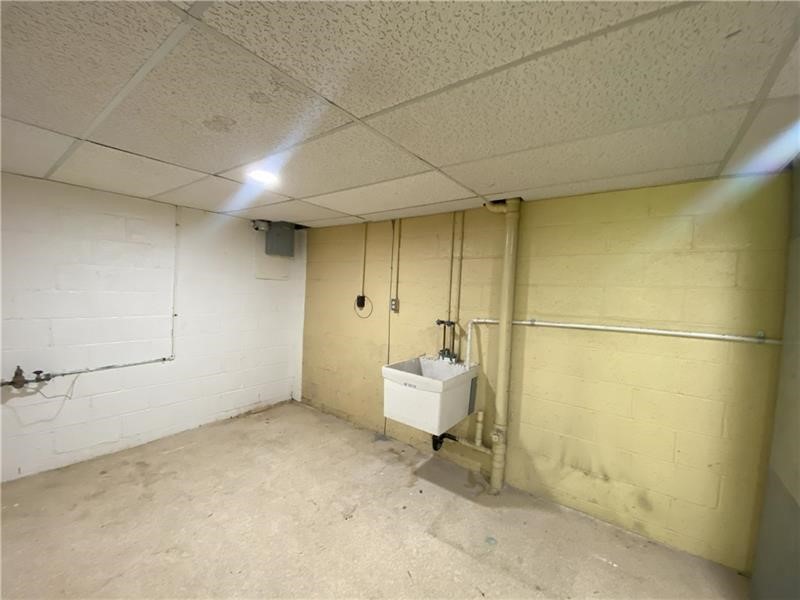 Plum Boro, Pennsylvania 15239, United States, 2 Bedrooms Bedrooms, ,2 BathroomsBathrooms,Residential,Active,23218