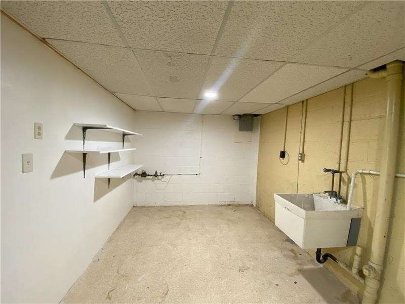 Plum Boro, Pennsylvania 15239, United States, 2 Bedrooms Bedrooms, ,2 BathroomsBathrooms,Residential,Active,23218