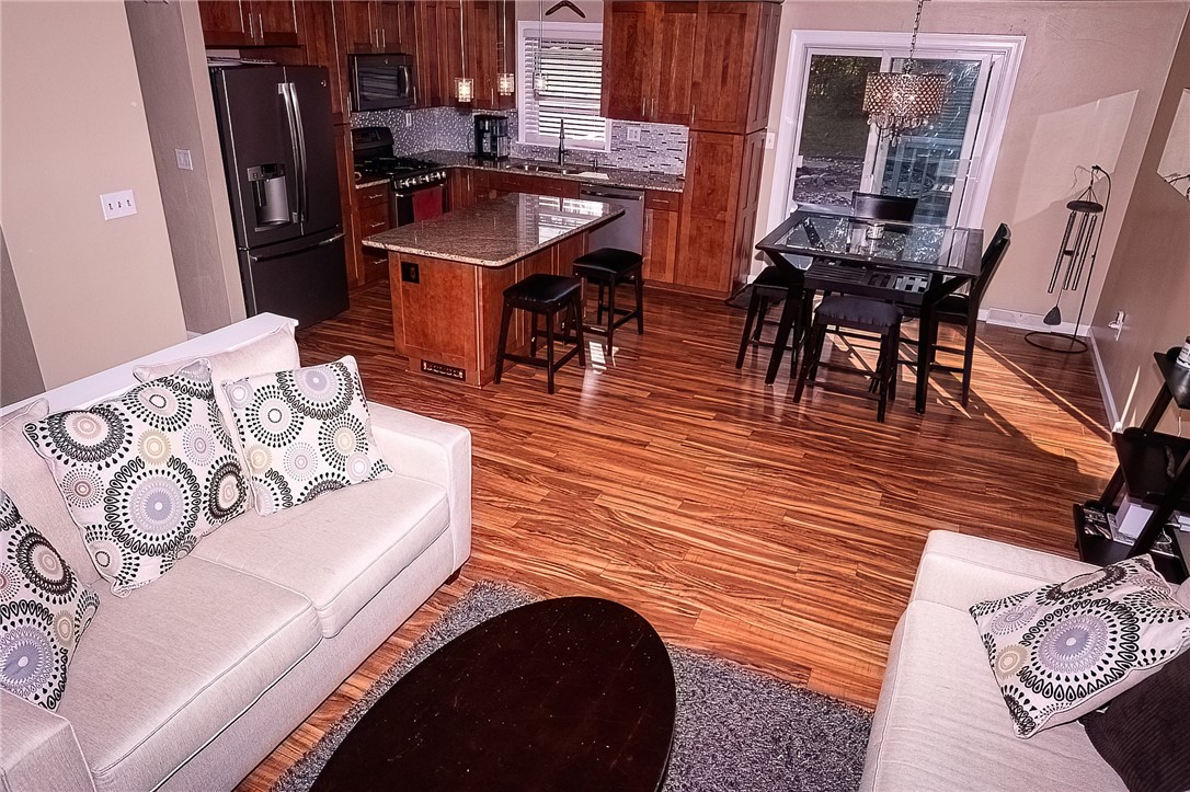 White Oak, Pennsylvania 15131, United States, 3 Bedrooms Bedrooms, ,2 BathroomsBathrooms,Residential,Active,148988