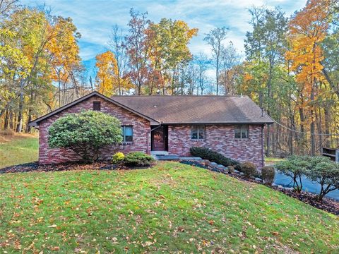 Photo of 4677 Hilty Rd, Murrysville, PA 15668 (MLS # 1727268)