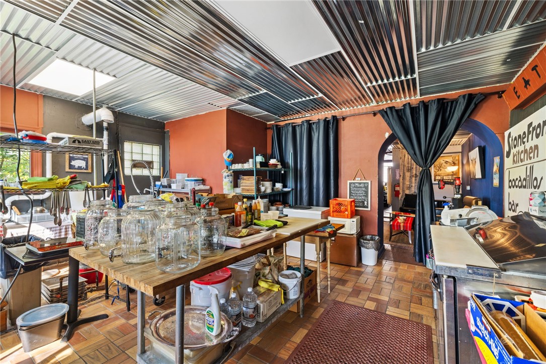 Brighton Heights, Pennsylvania 15212, United States, ,Commercial,Active,215373