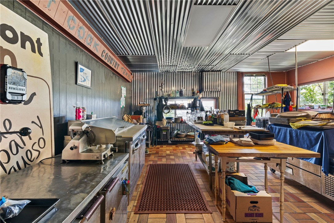 Brighton Heights, Pennsylvania 15212, United States, ,Commercial,Active,215373