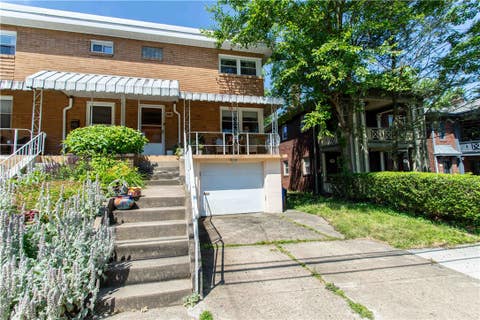 Photo for 1460 Barnsdale St
