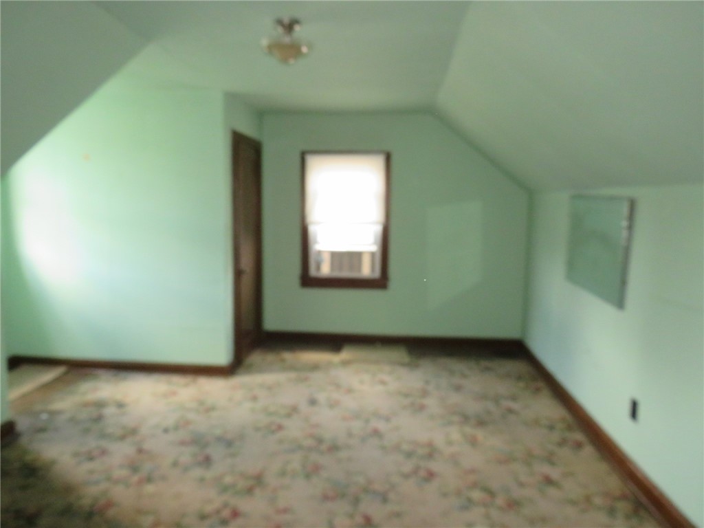 225 N Main St