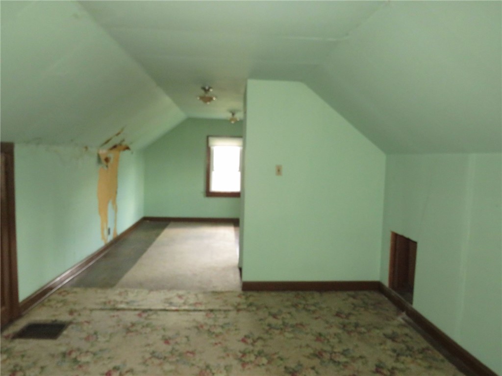 225 N Main St