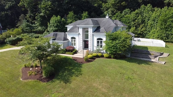 64 WIGGINS LN, UNIONTOWN, PA 15401 - Image d5a3e8a8ea11af005a93ace3e941b95d/2536225554