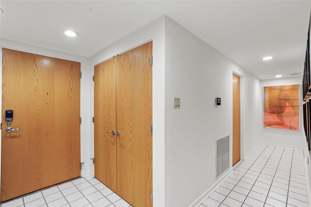 5000 Fifth Avenue 308