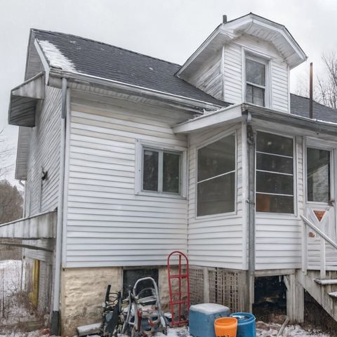 Photo of 660 Nash Ct, Sharon, PA 16146 (MLS # 1740763)