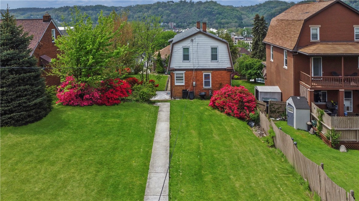 434 Elm Avenue Rd, Ambridge, Pennsylvania image 3