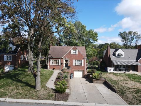 633 Moreland Dr Mt Lebanon PA 15243